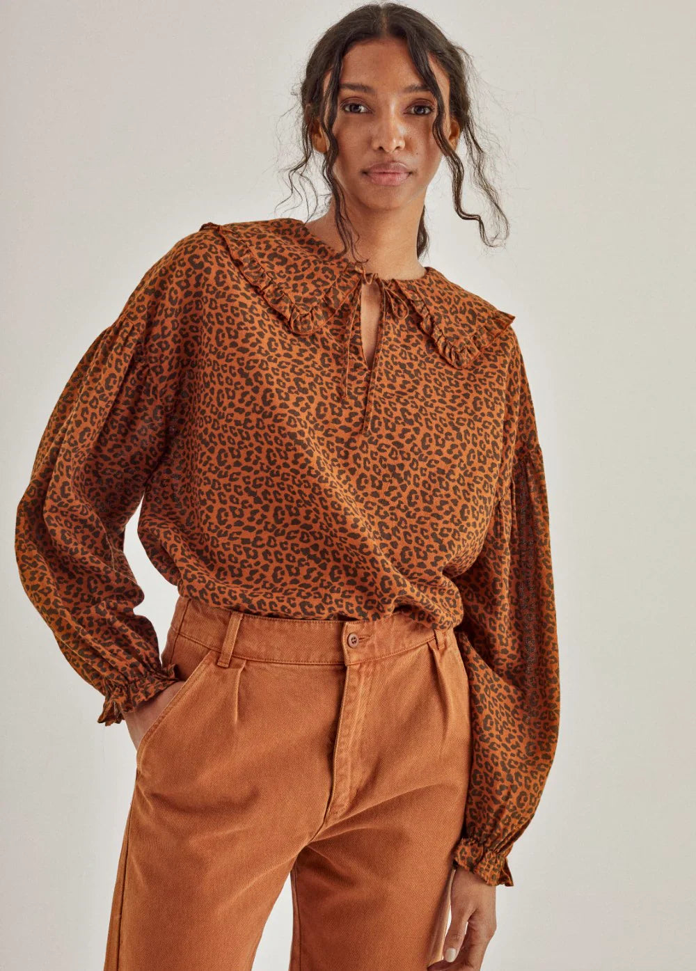 Federica Woman Blouse - Caramel Leo Print