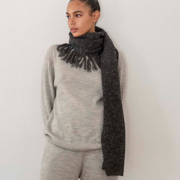 Mesh Scarf Woman - Charcoal